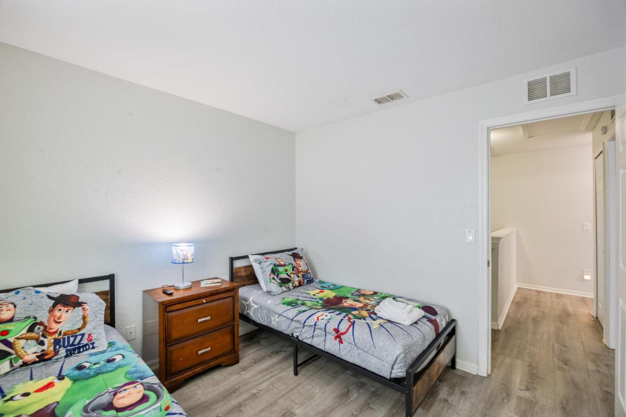 Cozy Stylish Townhome Davenport Eksteriør billede